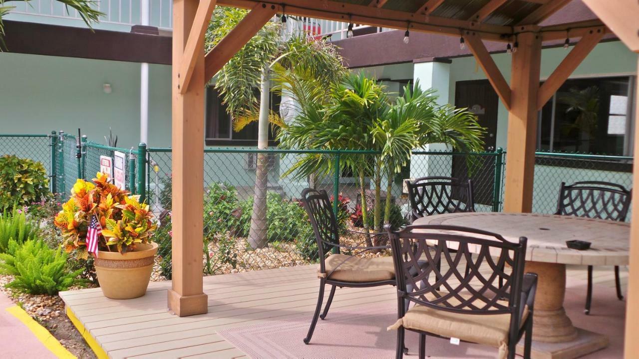 Island House Resort Hotel St. Pete Beach Kültér fotó